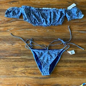 NEVER WORN: blue strappy bikini set